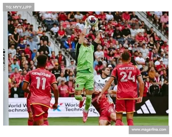 美职联洛杉矶FC与墨西哥美洲队激战争夺世俱杯最后席位